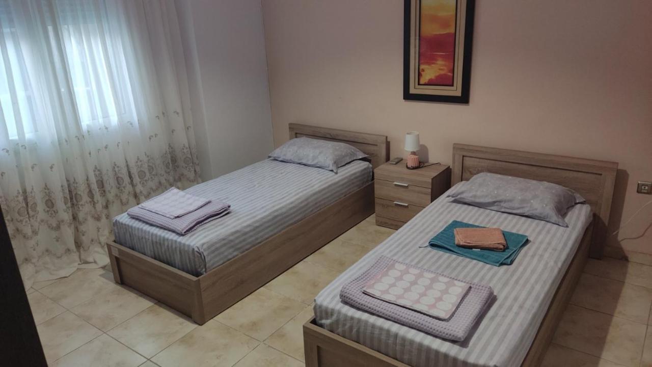 Appartement Airport'S Close, Cozy Flat For 6 Persons à Markópoulon Extérieur photo
