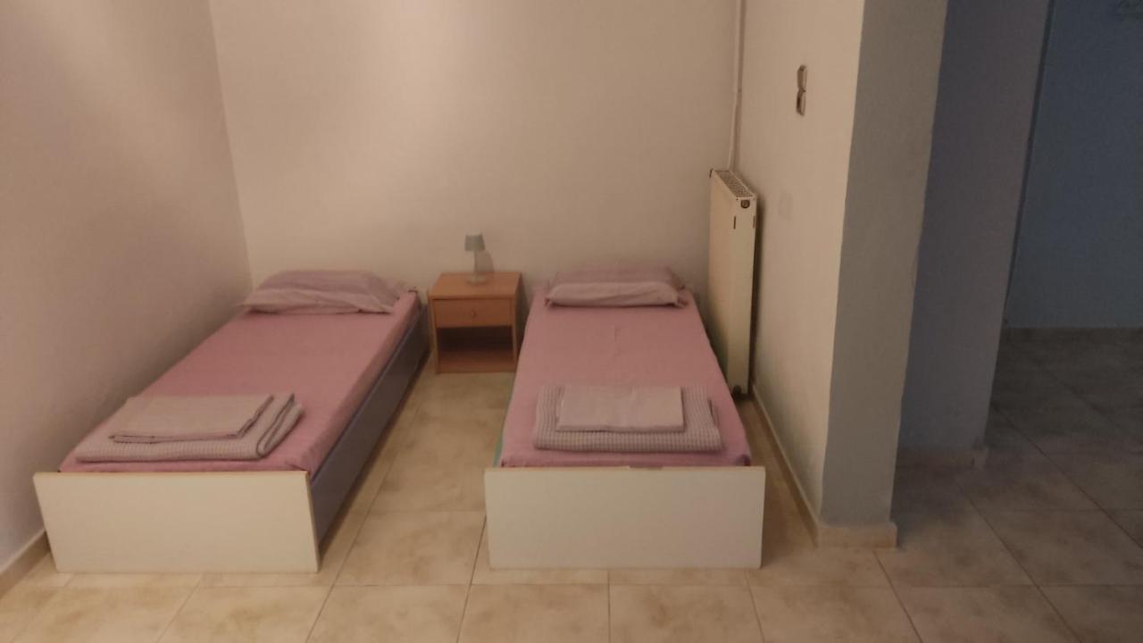Appartement Airport'S Close, Cozy Flat For 6 Persons à Markópoulon Extérieur photo