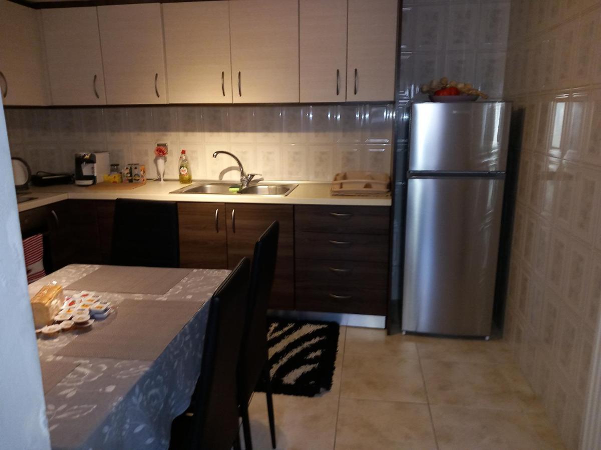 Appartement Airport'S Close, Cozy Flat For 6 Persons à Markópoulon Extérieur photo